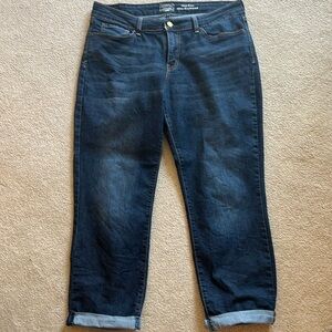 Boyfriend jeans. Size 14 or 32. Levi brand. Dark wash